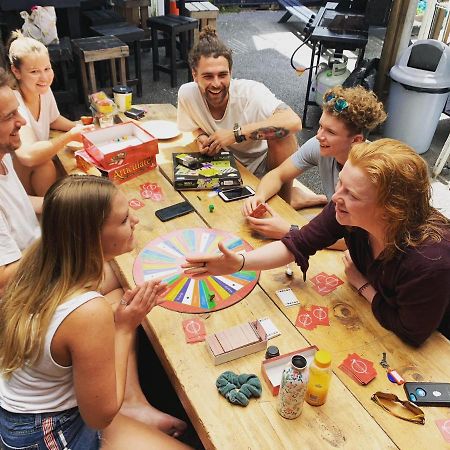 Mount Backpackers Hostel Маунт Маунгануи Екстериор снимка